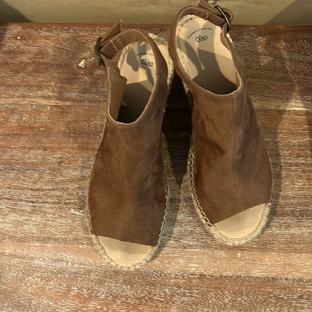 GAP Brown Suede Open-Toe Espadrille Wedge Sandals